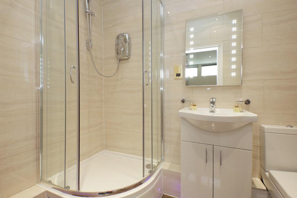 Cumberland Apartments London Szoba fotó